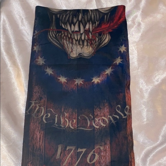 Fleece Face shield - Picture 1 of 5